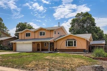 365 Titan St, Aurora, CO 80011