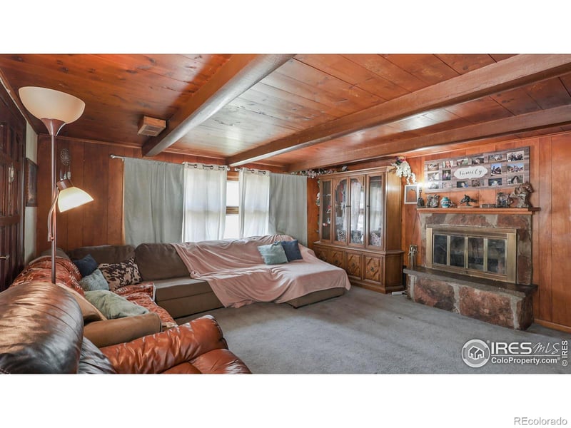 100 Spruce St, Log Lane Village, CO 80705
