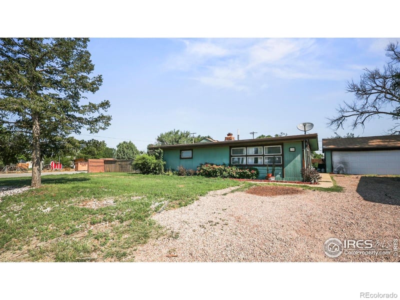 100 Spruce St, Log Lane Village, CO 80705