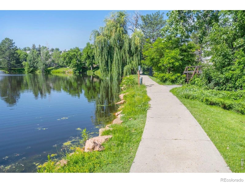 860 Moorhead Cir #i, Boulder, CO 80305