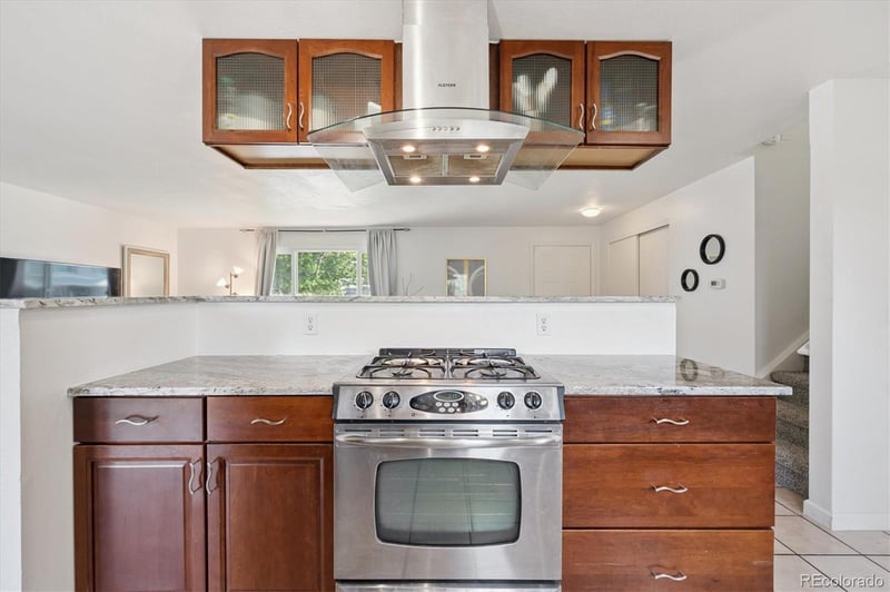 9975 Wagon Trail Dr, Littleton, CO 80123