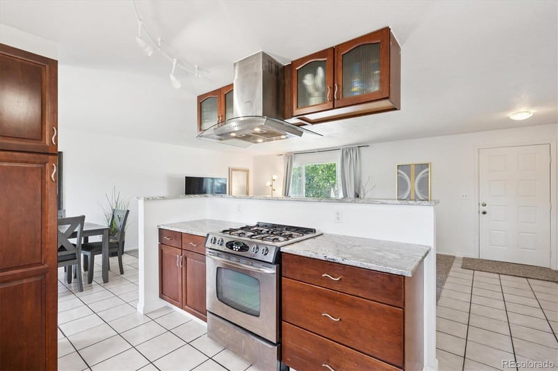 9975 Wagon Trail Dr, Littleton, CO 80123