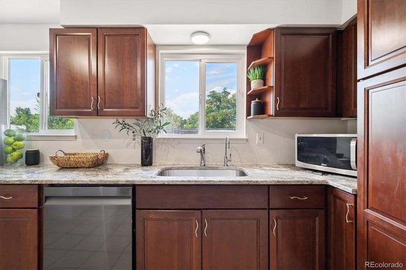 9975 Wagon Trail Dr, Littleton, CO 80123