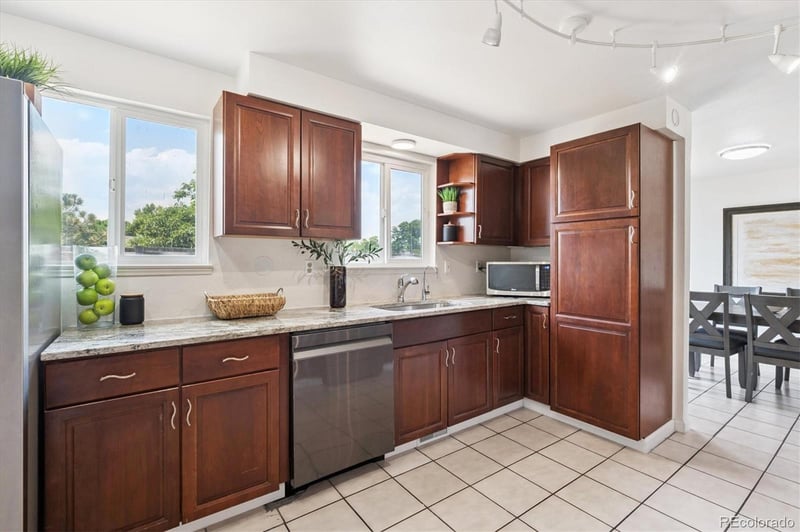 9975 Wagon Trail Dr, Littleton, CO 80123