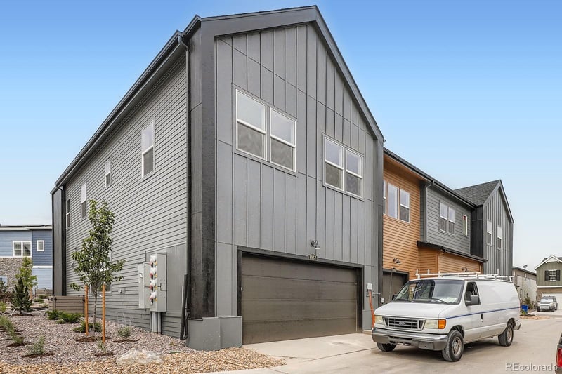 8955 Whiteclover St, Littleton, CO 80125