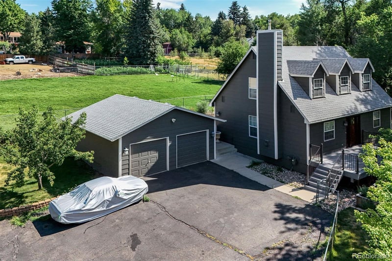 9955 10th Ave, Lakewood, CO 80215