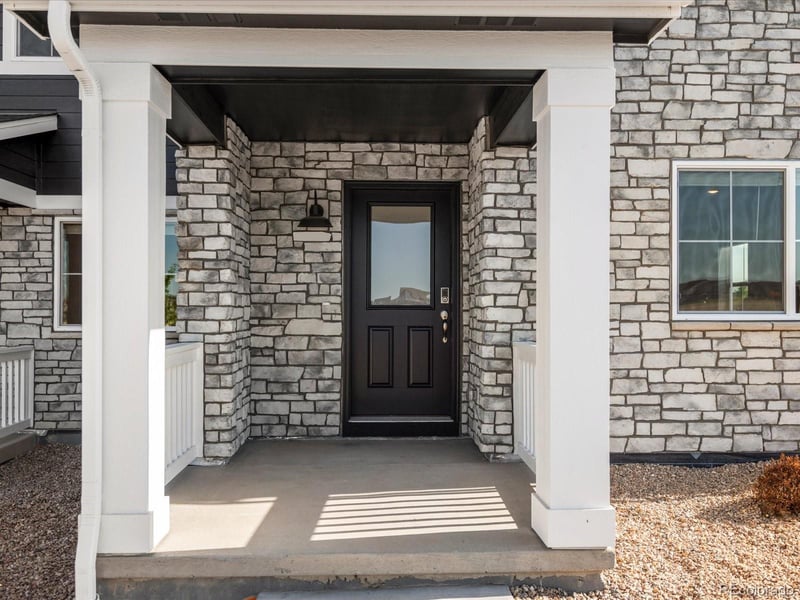 21137 65th Ave, Aurora, CO 80019