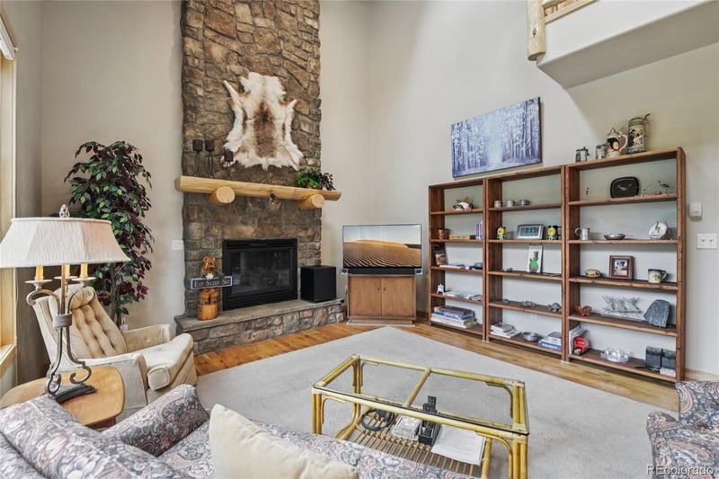 1545 Legend Lake Cir, Silverthorne, CO 80498