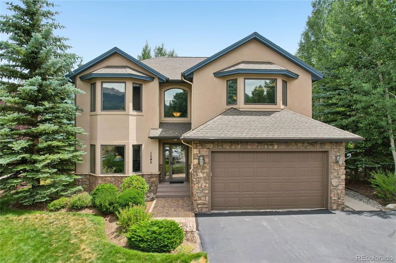 1545 Legend Lake Cir, Silverthorne, CO 80498