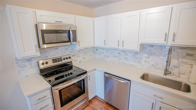 7096 Dry Creek Cir, Centennial, CO 80112