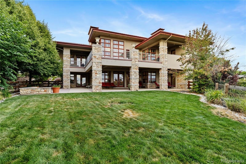 24360 E Glasgow Dr, Aurora, CO 80016