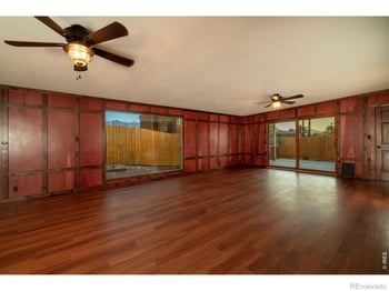 219 3rd St, Estes Park, CO 80517