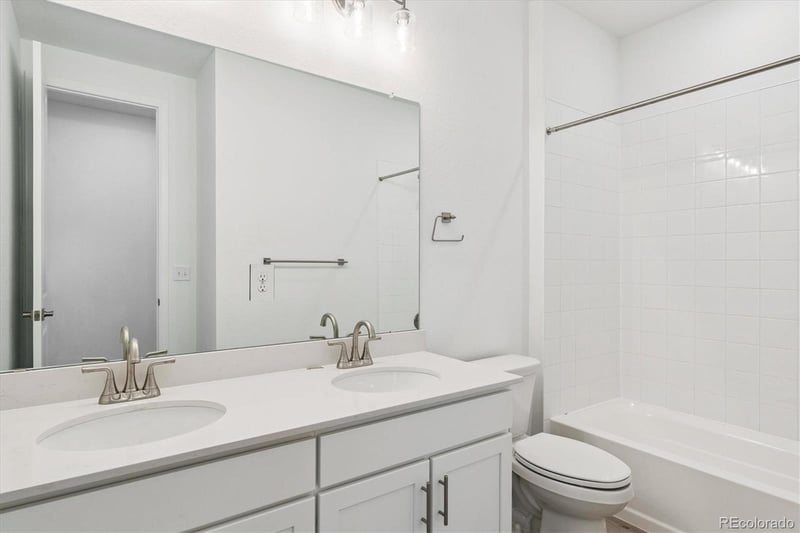 1815 Gold Ridge Point, Castle Rock, CO 80104