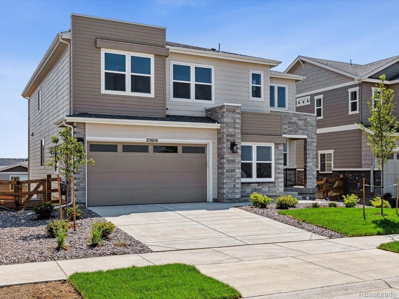 25010 42nd Ave, Aurora, CO 80019