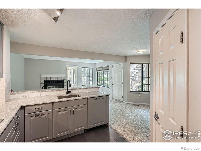 4767 White Rock Cir #D, Boulder, CO 80301