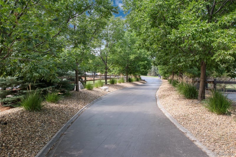 8417 High Ridge Ct, Castle Pines, CO 80108