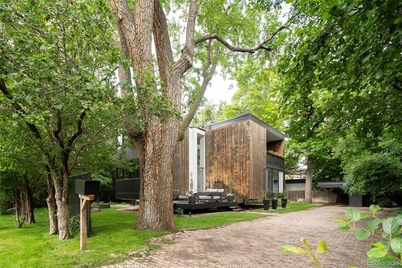 145 Dexter St, Denver, CO 80220