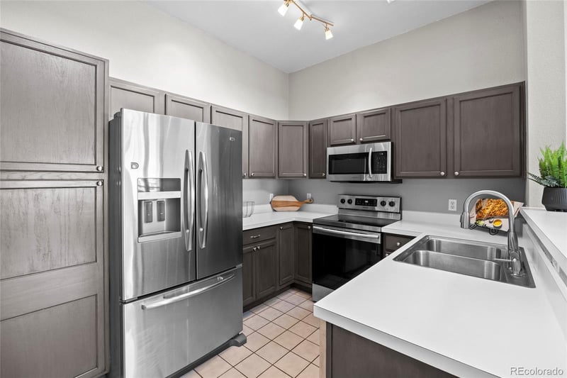 8707 E Florida Ave #904, Denver, CO 80247