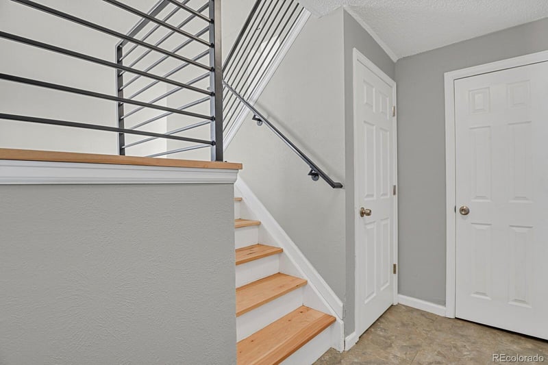 7686 Garland St, Littleton, CO 80128