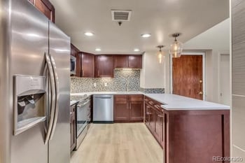 350 Detroit St #409, Denver, CO 80206