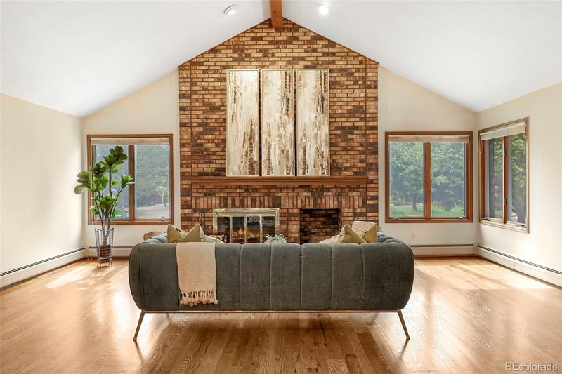 3920 S Eagle St, Aurora, CO 80014