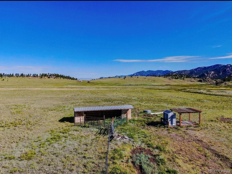 281 Cr 98 , Florissant, CO 80816