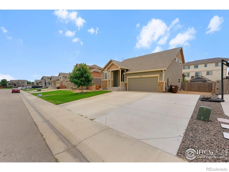 916 W Independent Ave, La Salle, CO 80645