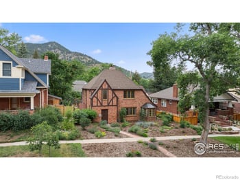 911 Lincoln Pl, Boulder, CO 80302