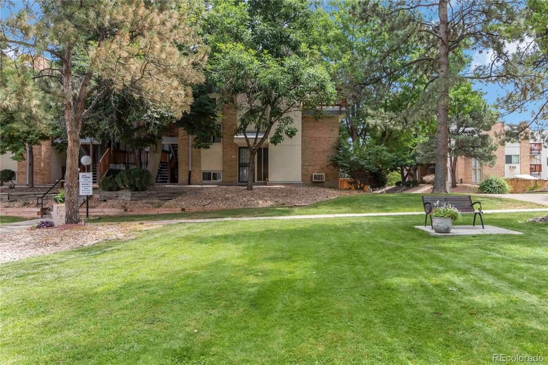 2835 Monaco Pw #1-108, Denver, CO 80222