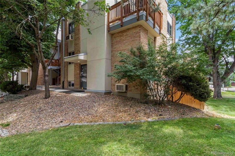 2835 S Monaco Pw #1-108, Denver, CO 80222