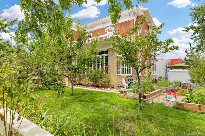 920 12th St, Golden, CO 80401