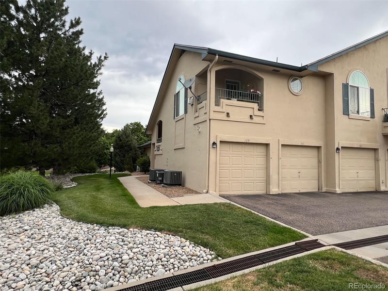 8601 E Dry Creek Rd #125, Centennial, CO 80112