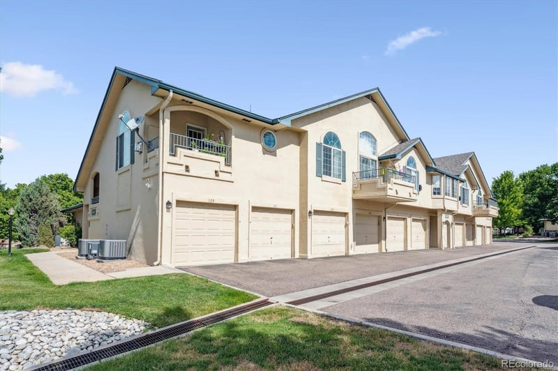 8601 E Dry Creek Rd #125, Centennial, CO 80112
