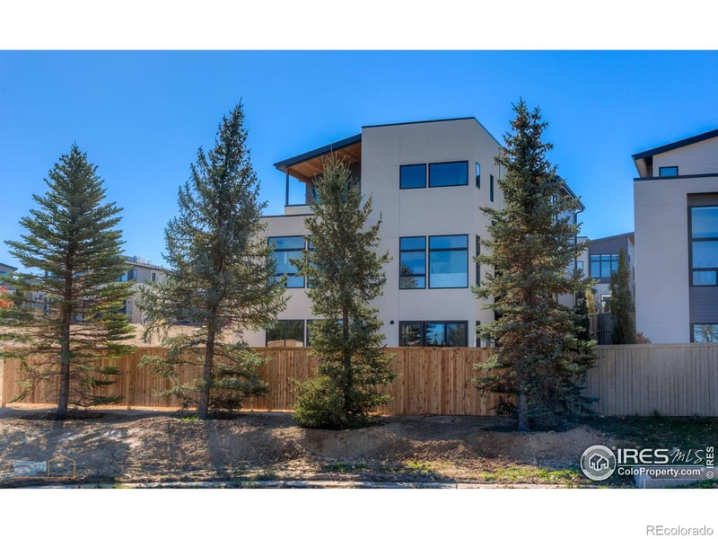2305 Glacier Ct, Lafayette, CO 80026
