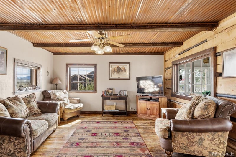 154 Mariposa St, Hartsel, CO 80449