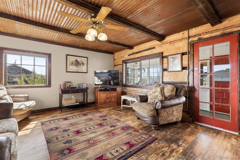 154 Mariposa St, Hartsel, CO 80449