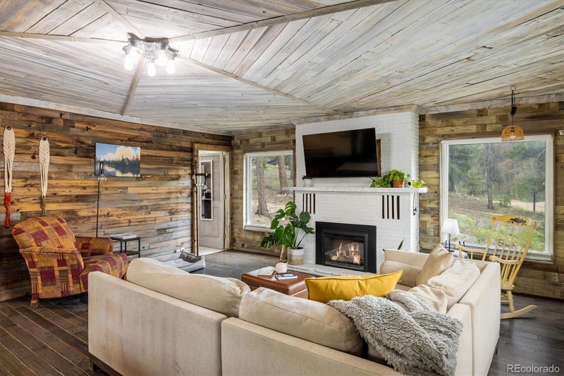 11 Eagles Nest Ln, Golden, CO 80403