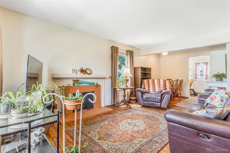 1557 S Owens St #53, Denver, CO 80232
