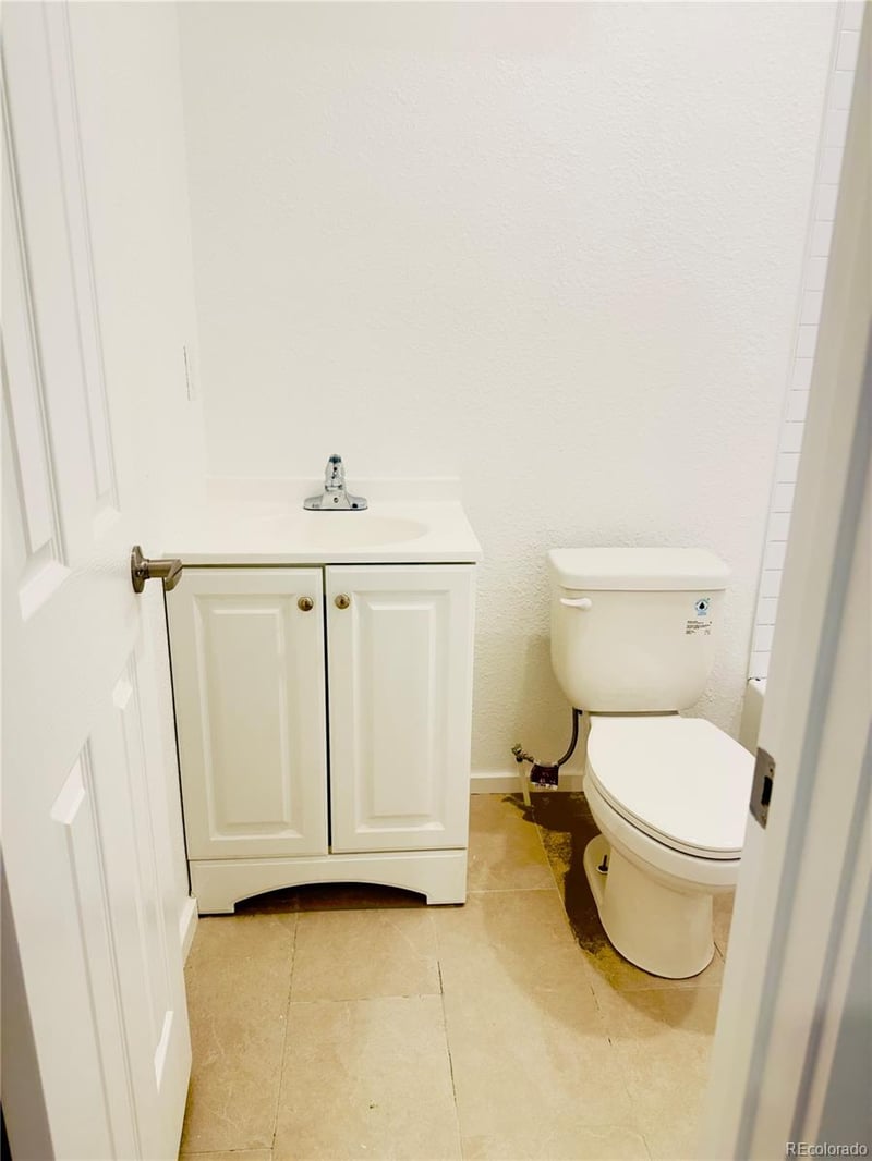 1926 Xenia St, Denver, CO 80220