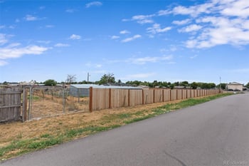 1280 Airport Blvd, Aurora, CO 80011