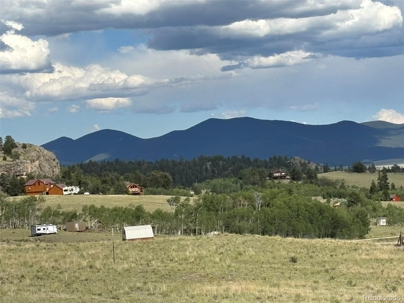 702 Pinto Trl, Como, CO 80432