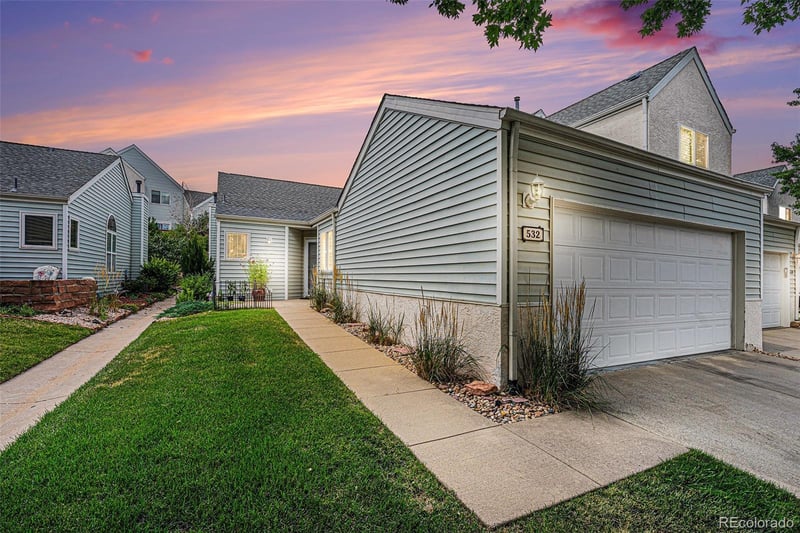 532 Canyon View Dr, Golden, CO 80403