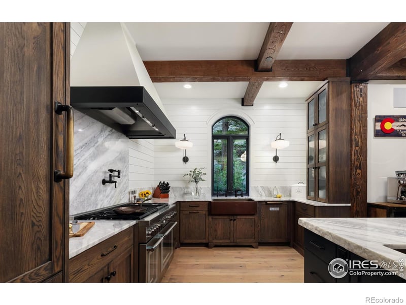 3363 Riverside Dr, Lyons, CO 80540