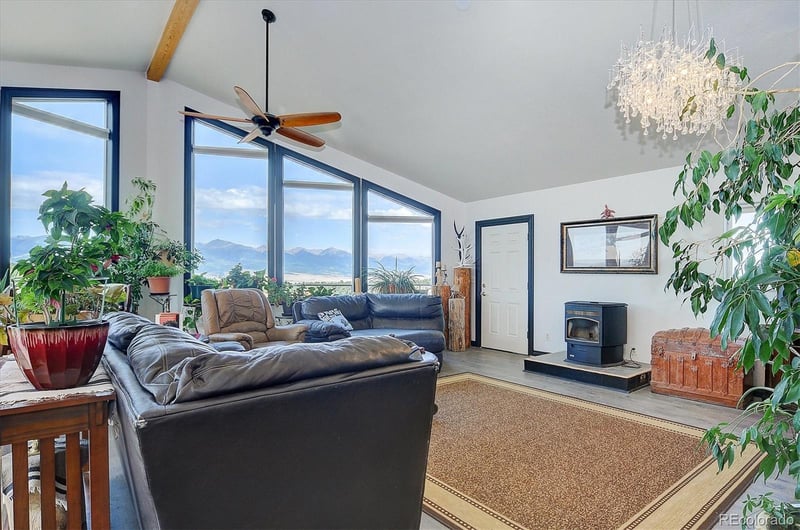 136 Arapahoe Cir, Westcliffe, CO 81252