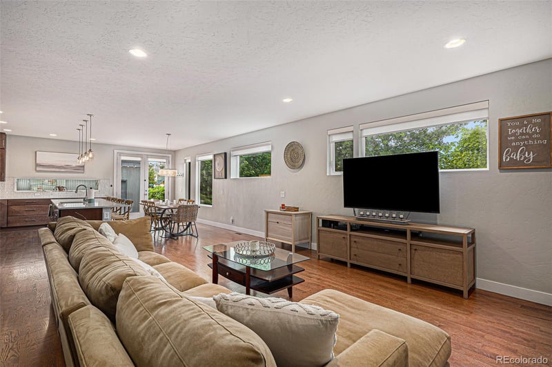 2801 S Bannock St, Englewood, CO 80110