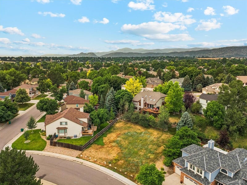 10764 W Quarles Ave, Littleton, CO 80127