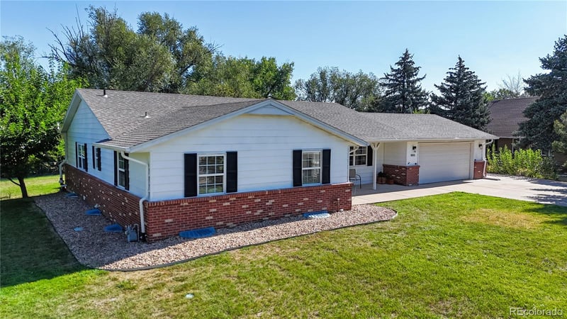 885 Claire Ln, Northglenn, CO 80234