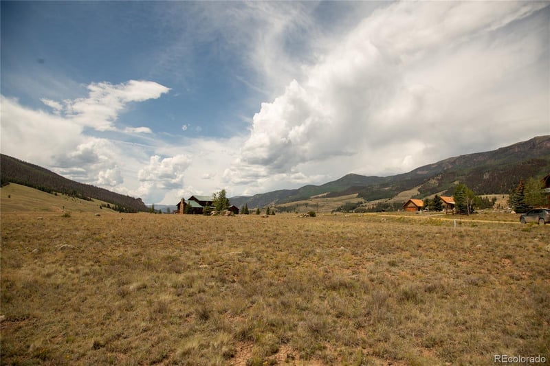 324 Moonlight Dr, Creede, CO 81130