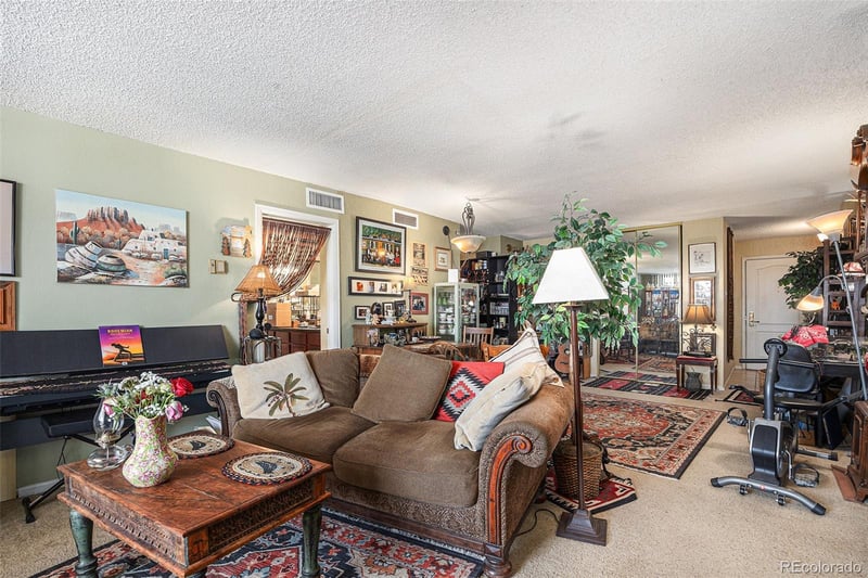 1020 15th St #34H, Denver, CO 80202