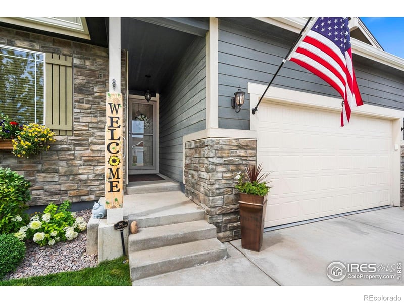 633 Conestoga Dr, Ault, CO 80610